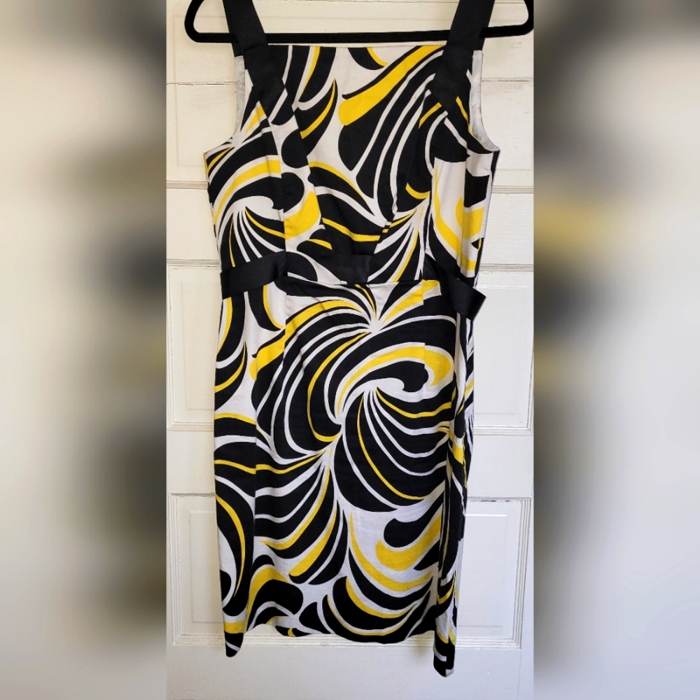 Maggy London Knee Length Dress